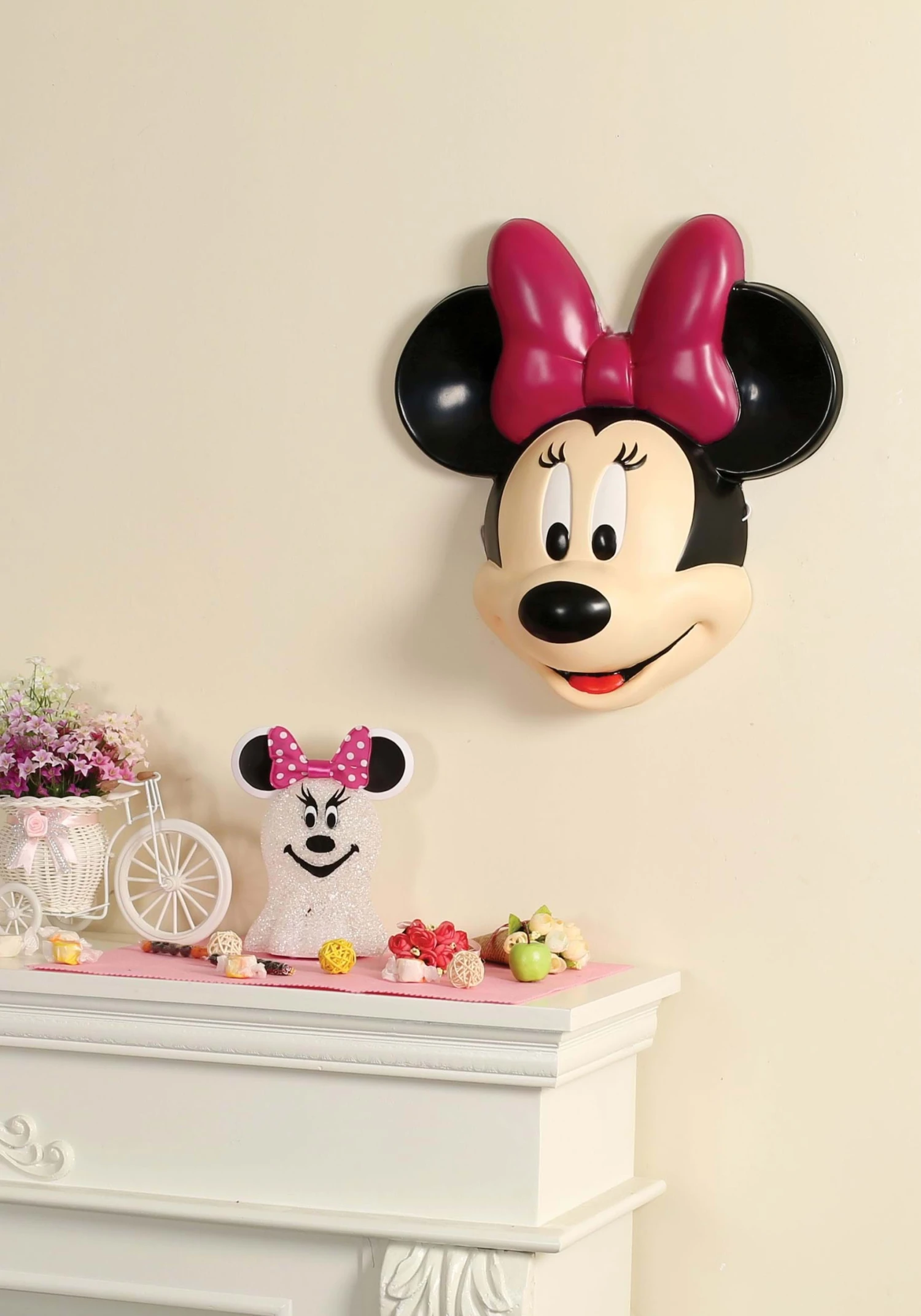 16-Inch Minnie Porch Light Cover/Wall Decoration 4 16-Inch Minnie Porch Light Cover/Wall Decoration - Image 2
