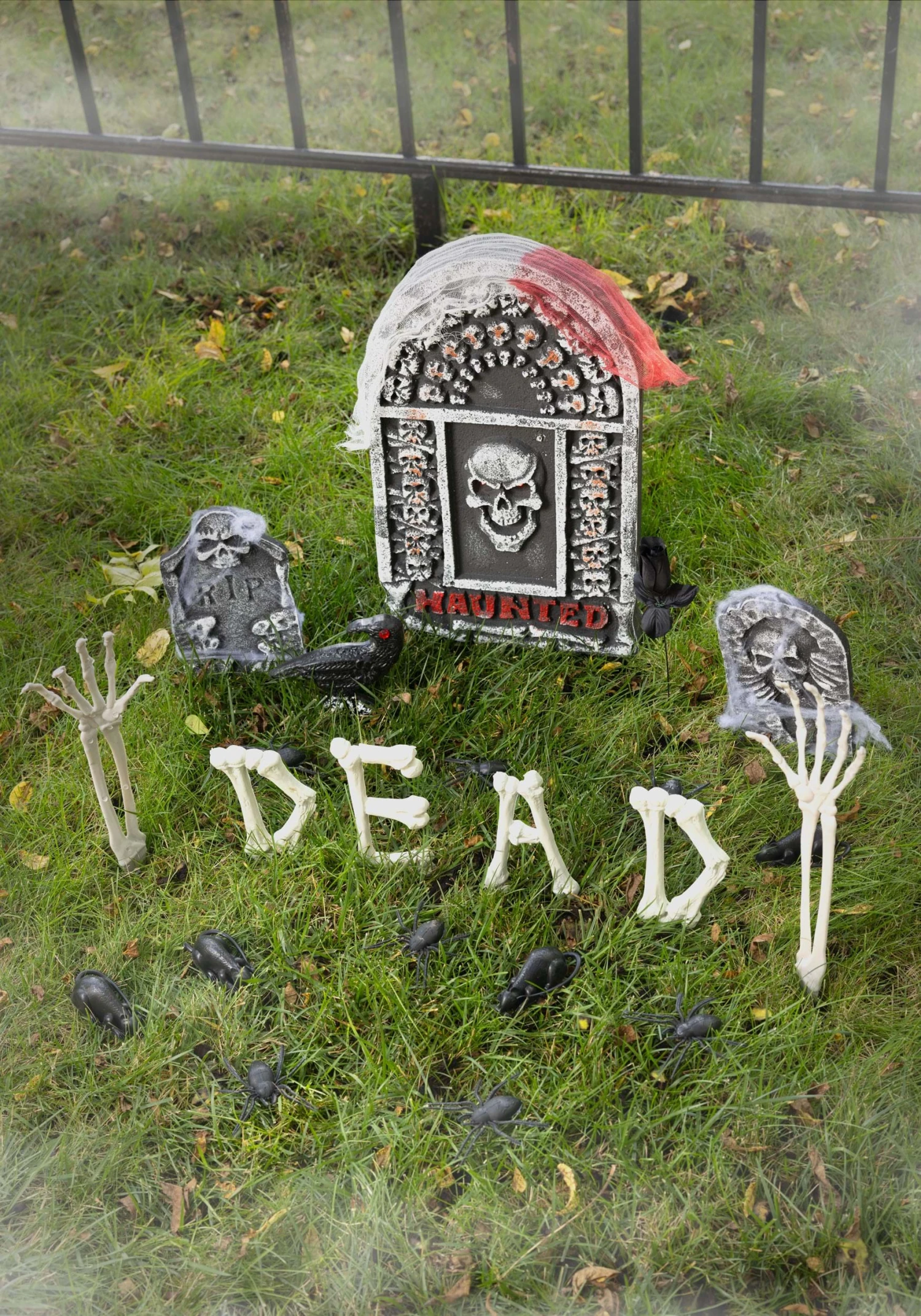 24 Piece Graveyard Prop Decoration Kit 3 24 Piece Graveyard Prop Decoration Kit