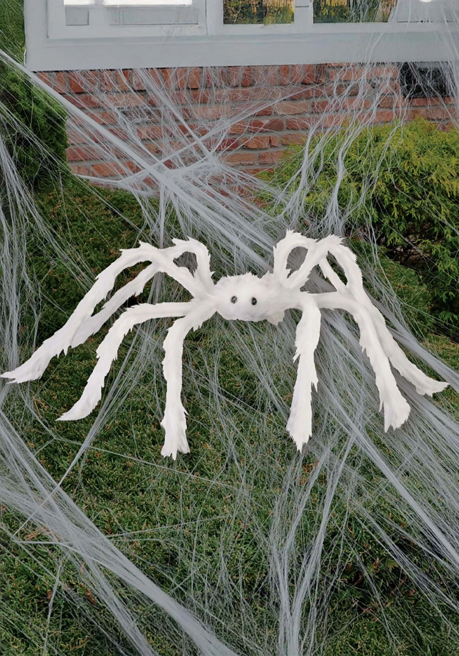 Fun World 30-Inch White Widow Spider Prop Decoration 4 Fun World 30-Inch White Widow Spider Prop Decoration - Image 2