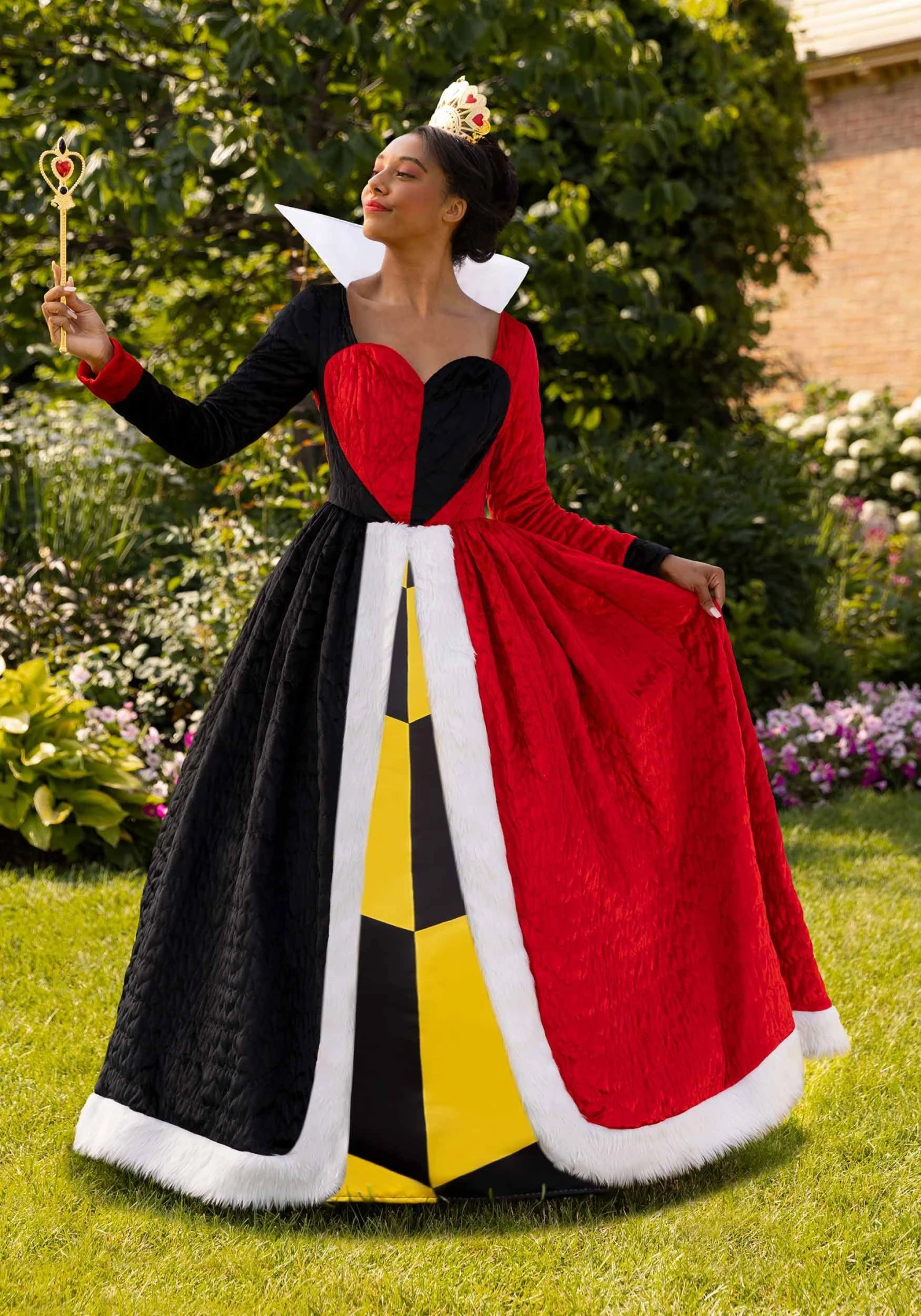 Women's Authentic Disney Alice In Wonderland Queen Of Hearts Costume 8 Women's Authentic Disney Alice In Wonderland Queen Of Hearts Costume - Image 6
