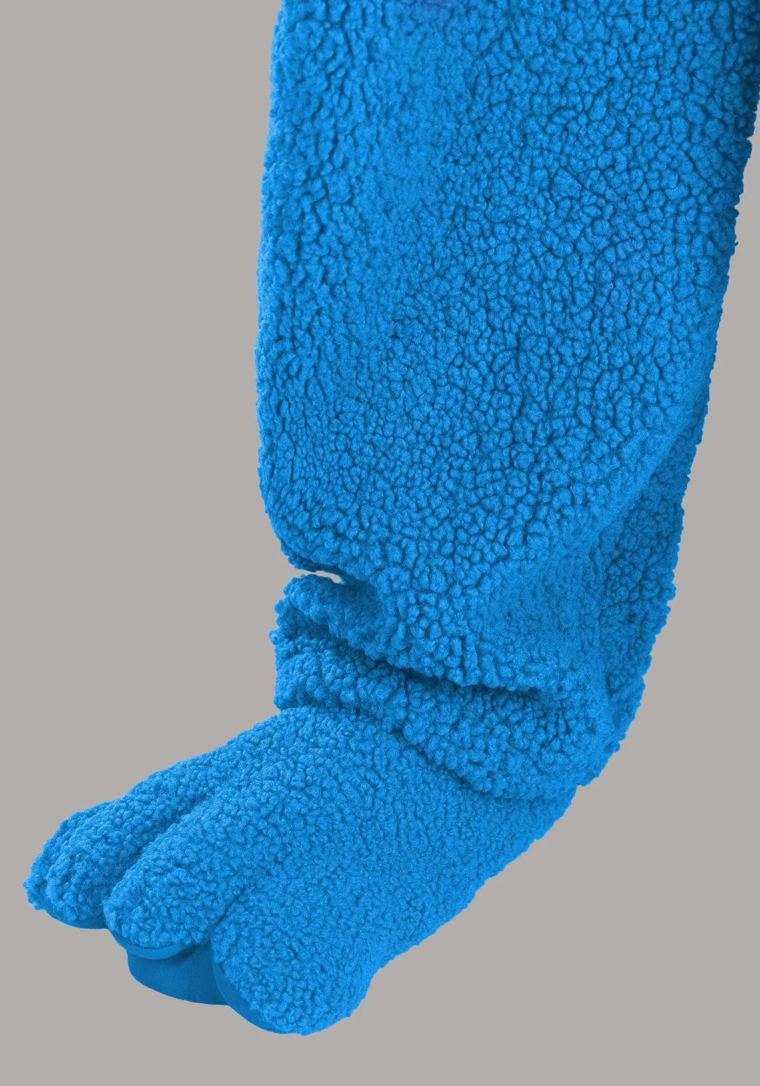 Sesame Street Cookie Monster Mascot Costume For Adults 8 Sesame Street Cookie Monster Mascot Costume For Adults - Image 6