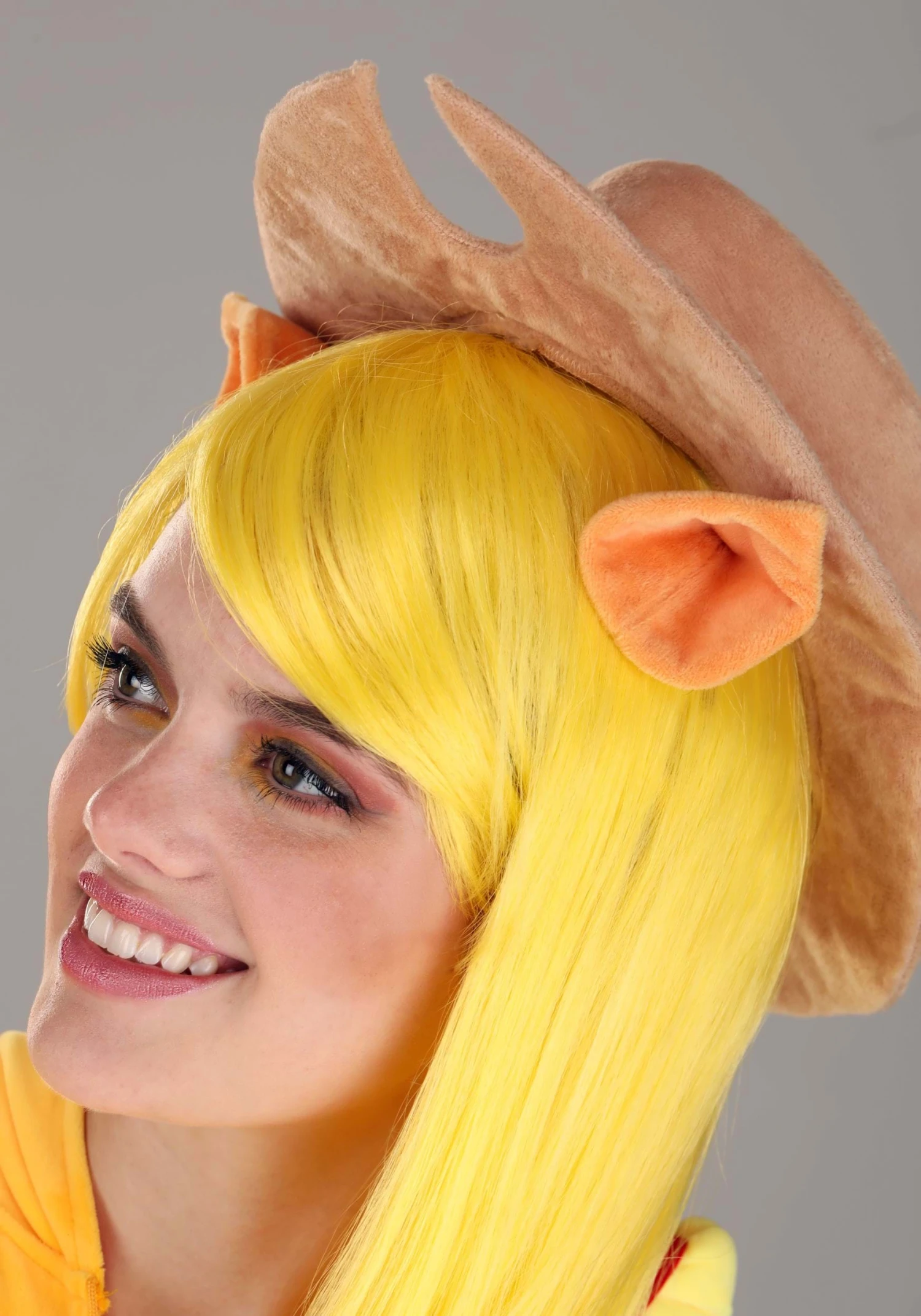 My Little Pony Applejack Wig For Adults 5 My Little Pony Applejack Wig For Adults - Image 3