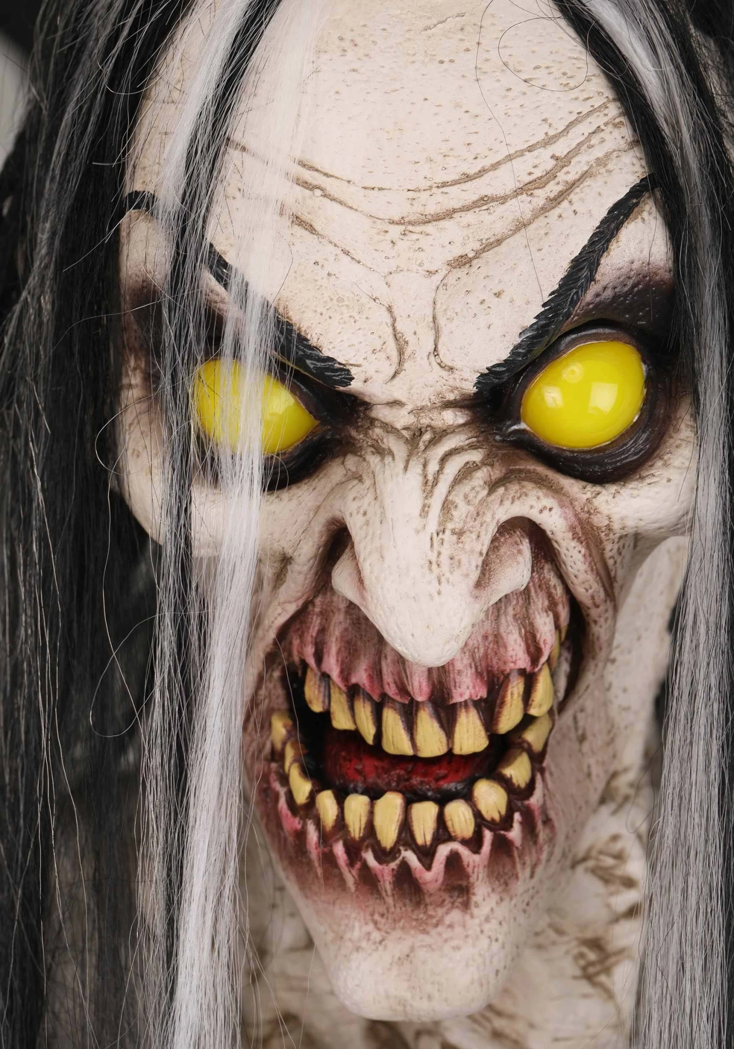 7FT Animatronic Wailing Banshee Seasonal Visions International Decoration 6 7FT Animatronic Wailing Banshee Seasonal Visions International Decoration - Image 4