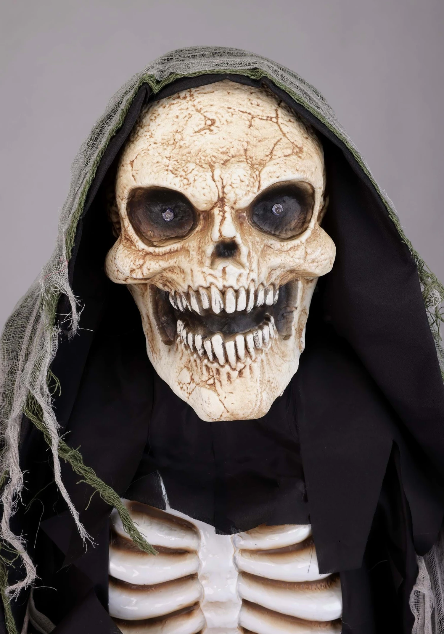 5.4FT Animated Wraithlike Reaper Halloween Decoration - Scream Saver 4 5.4FT Animated Wraithlike Reaper Halloween Decoration - Scream Saver - Image 2