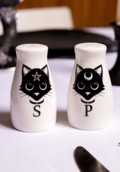 Black Cat Salt And Pepper Shaker Set