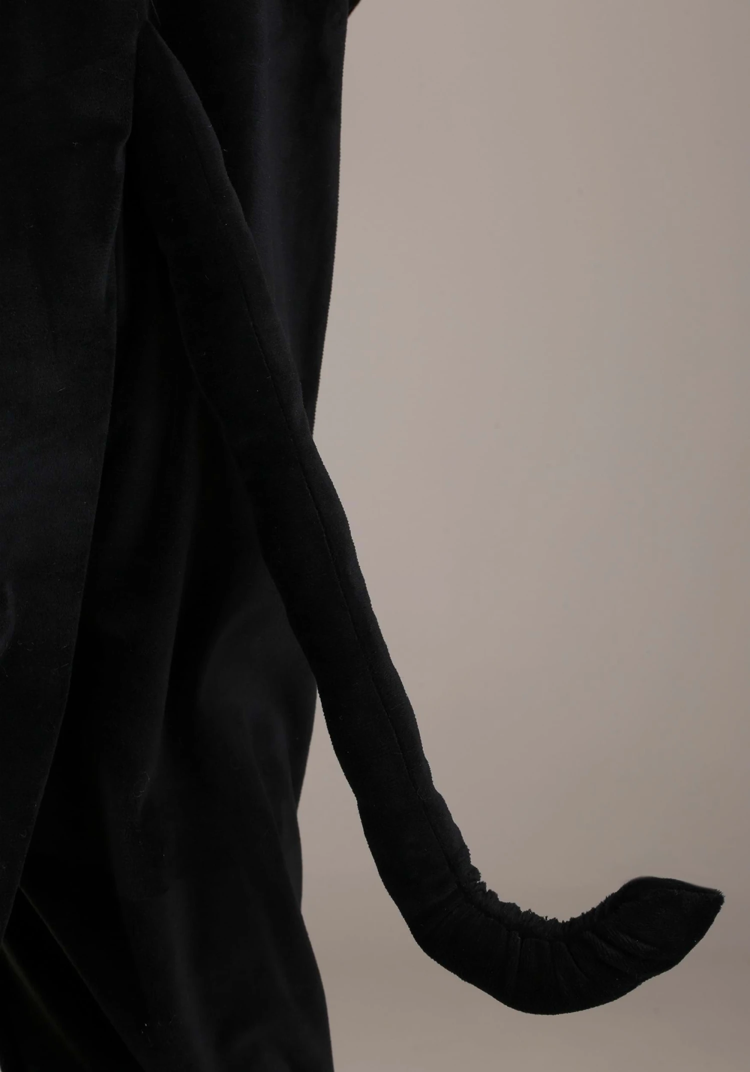 Cat In The Hat Plus Size Adult Costume 5 Cat In The Hat Plus Size Adult Costume - Image 3