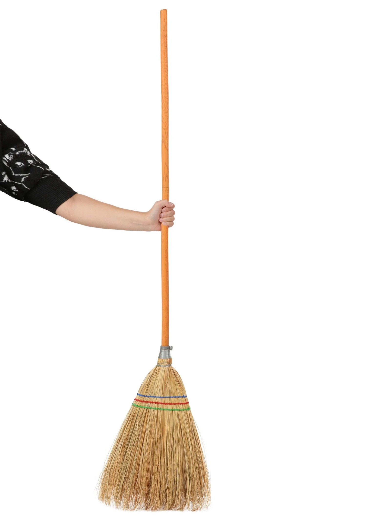 Disney Hocus Pocus Winifred Sanderson Prop Broom 4 Disney Hocus Pocus Winifred Sanderson Prop Broom - Image 2