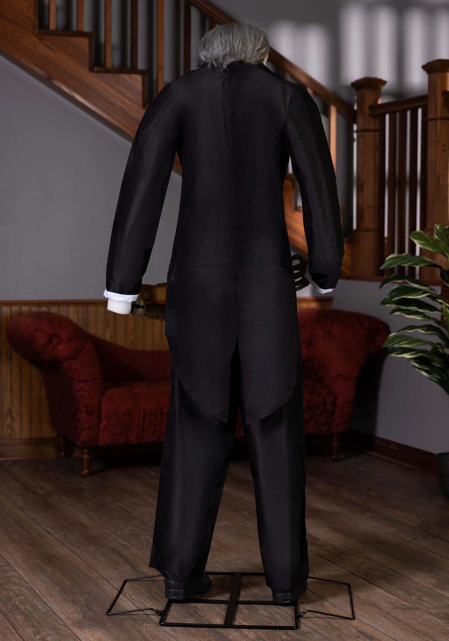 5.6FT Animatronic Evil Greeter Butler Halloween Decoration 5 5.6FT Animatronic Evil Greeter Butler Halloween Decoration - Image 3