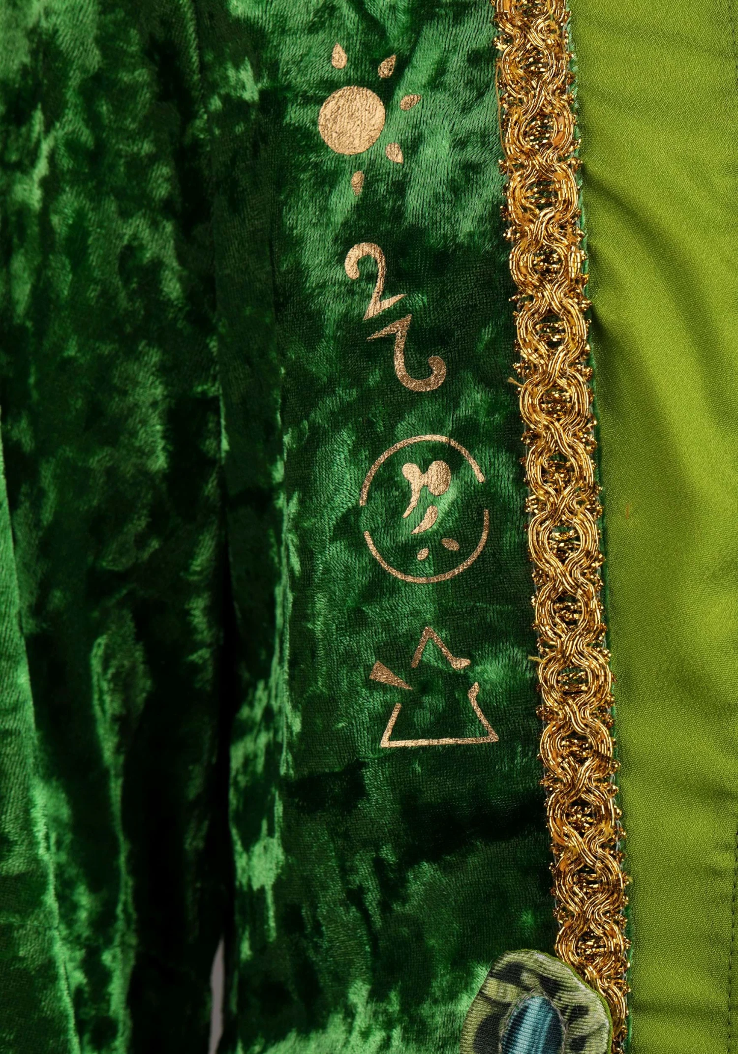 Girl's Deluxe Disney Winifred Sanderson Costume 9 Girl's Deluxe Disney Winifred Sanderson Costume - Image 7