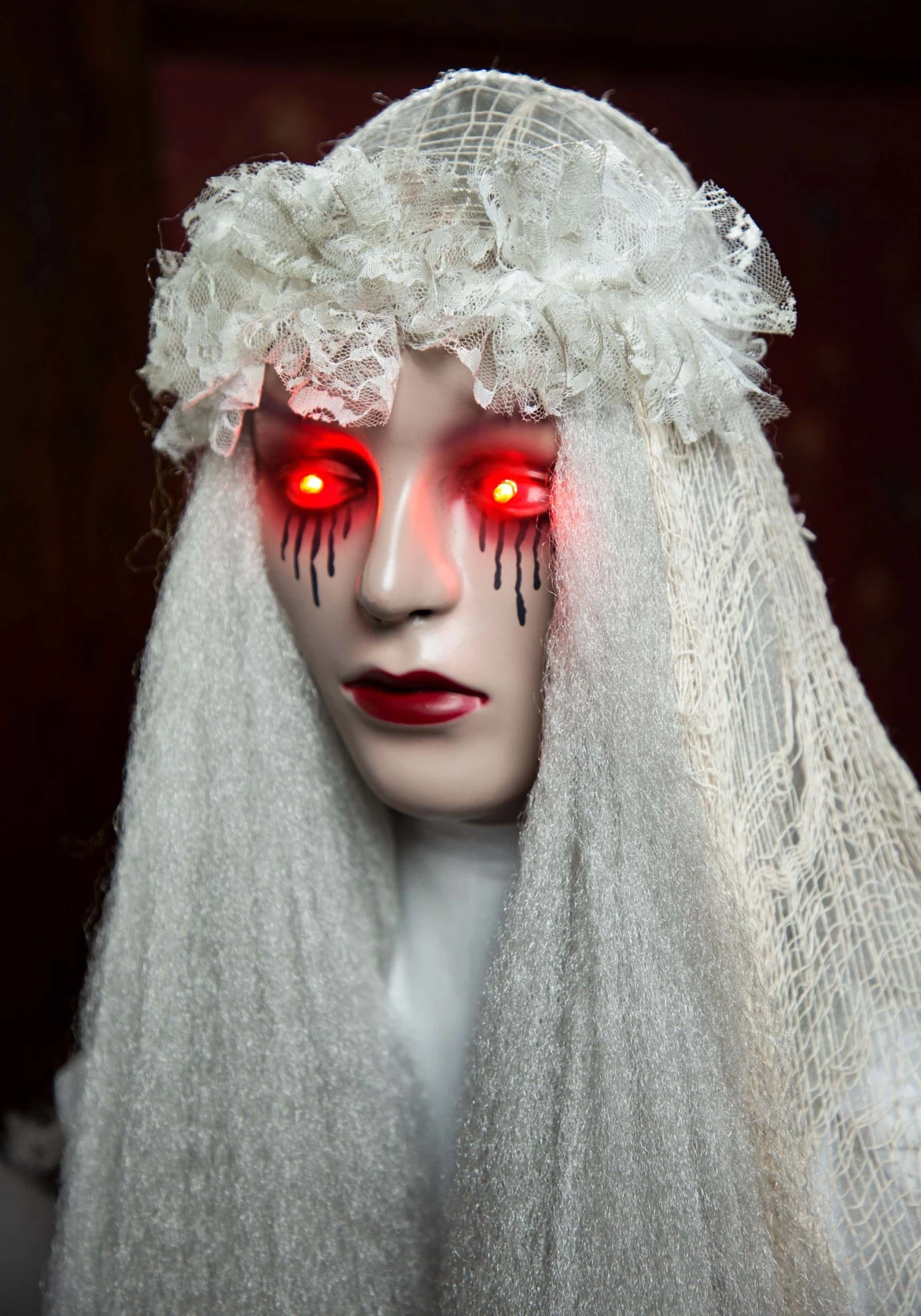 5.5FT Life-Size Venetian Victoria Standing Ghost Girl Halloween Decoration 7 5.5FT Life-Size Venetian Victoria Standing Ghost Girl Halloween Decoration - Image 5