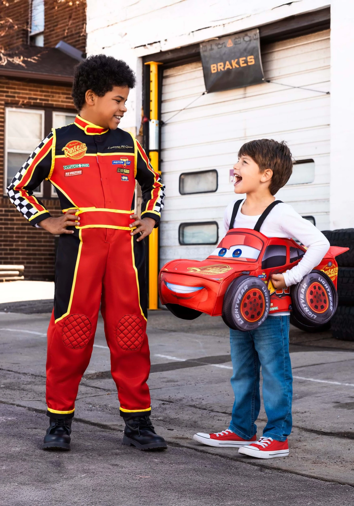 Disguise Cars Lightning McQueen 3D Costume For Toddlers 4 Disguise Cars Lightning McQueen 3D Costume For Toddlers - Image 2