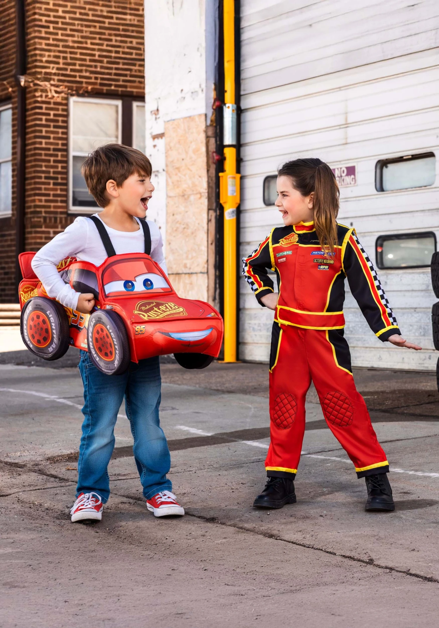 Disguise Cars Lightning McQueen 3D Costume For Toddlers 5 Disguise Cars Lightning McQueen 3D Costume For Toddlers - Image 3