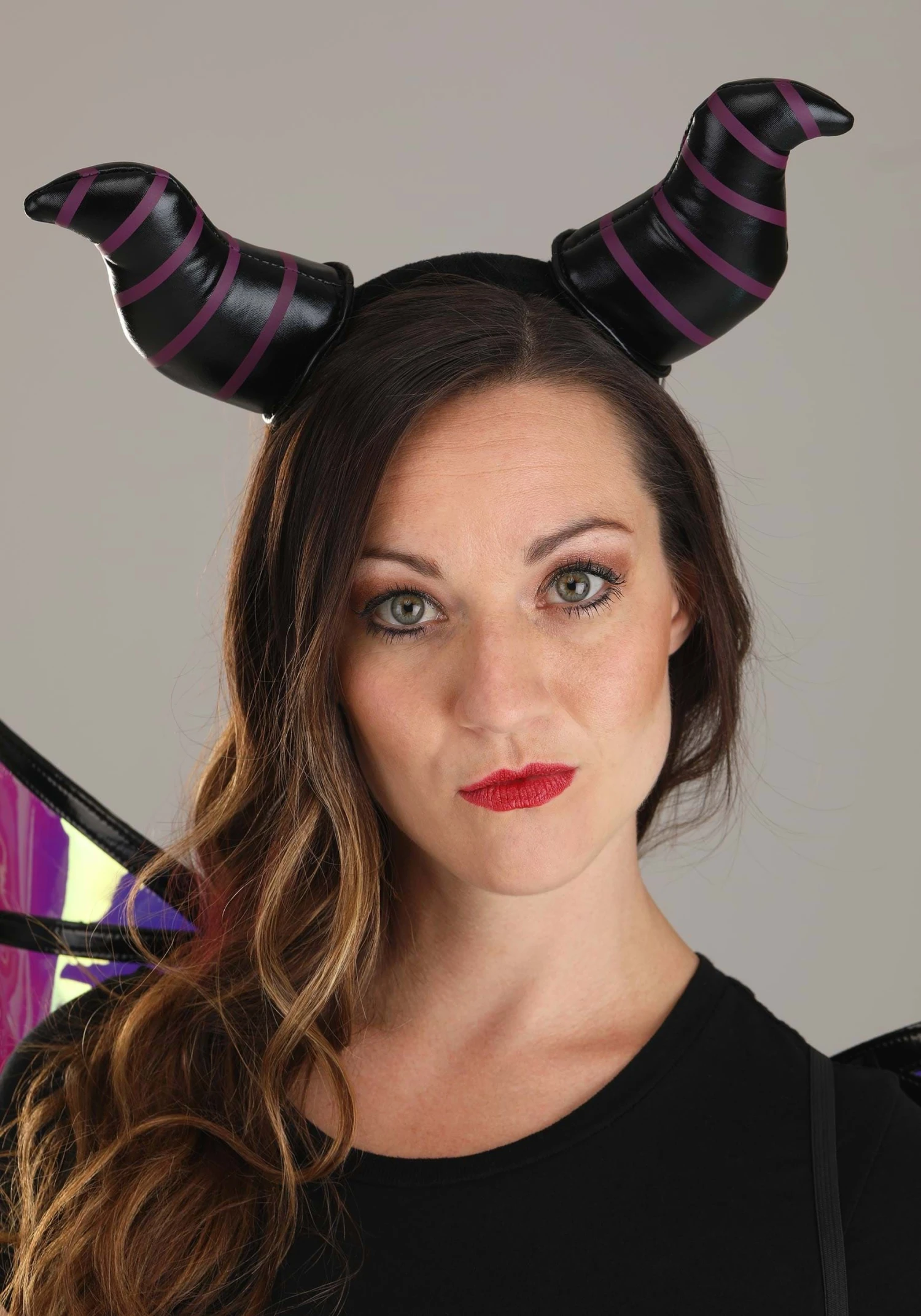 Maleficent Dragon Horns Headband & Wings Accessory Kit 5 Maleficent Dragon Horns Headband & Wings Accessory Kit - Image 3
