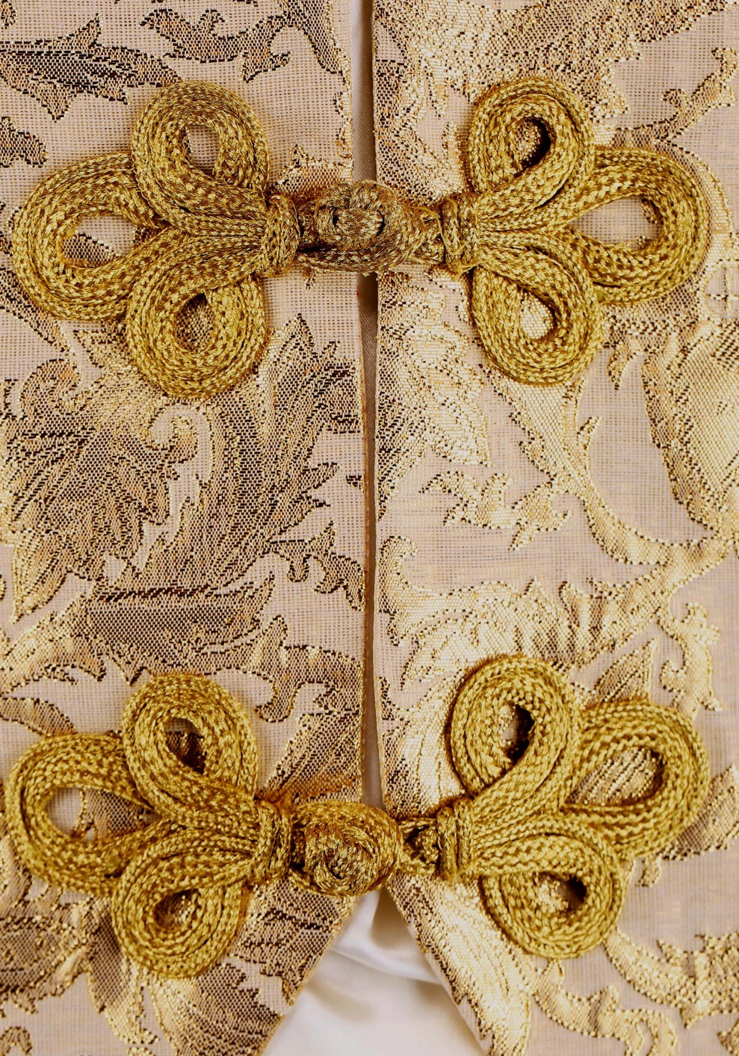 Spotlight Ringmaster Men's Costume 8 Spotlight Ringmaster Men's Costume - Image 6