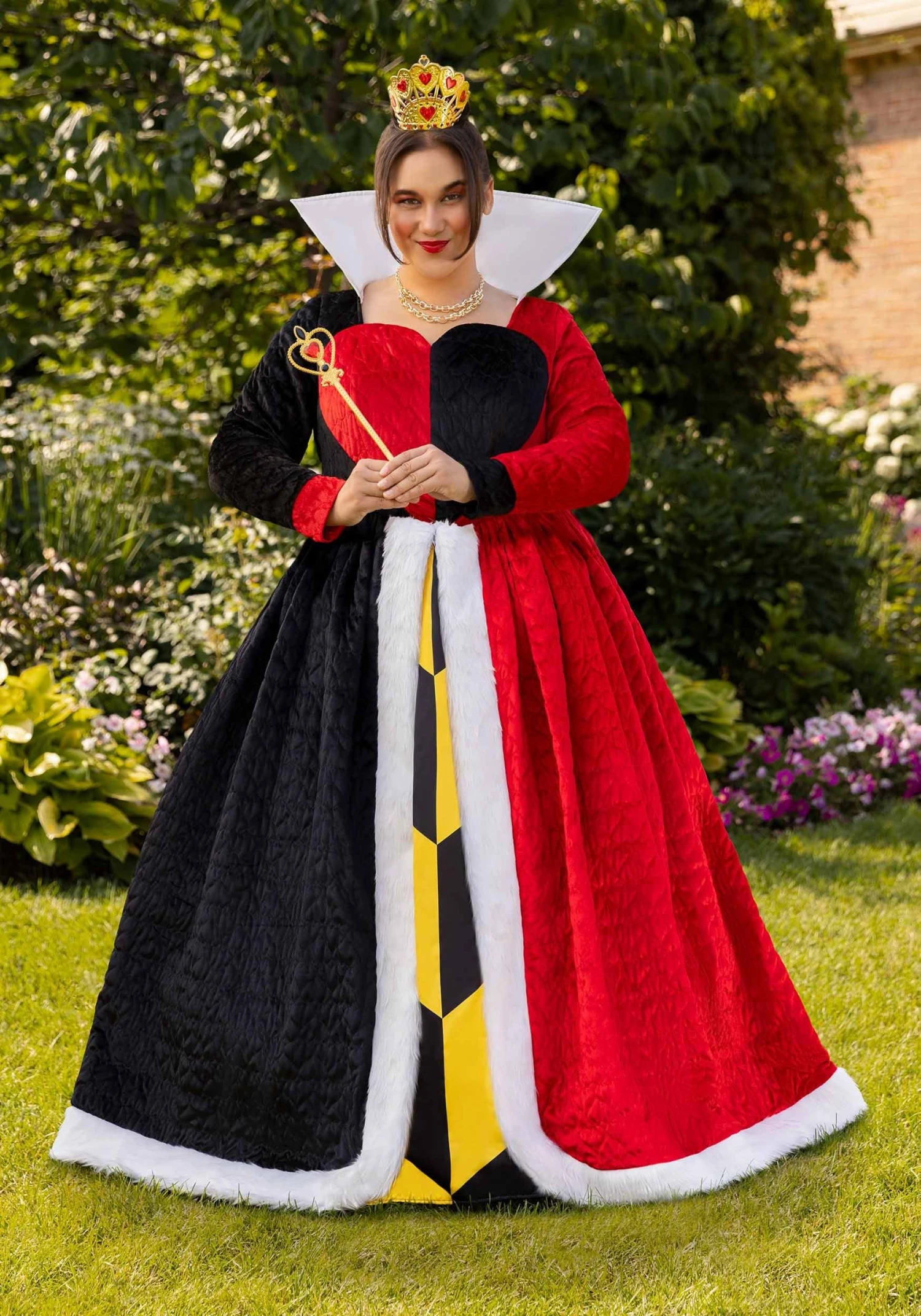 Women's Plus Size Authentic Disney Queen Of Hearts Costume Dresss 6 Women's Plus Size Authentic Disney Queen Of Hearts Costume Dresss - Image 4