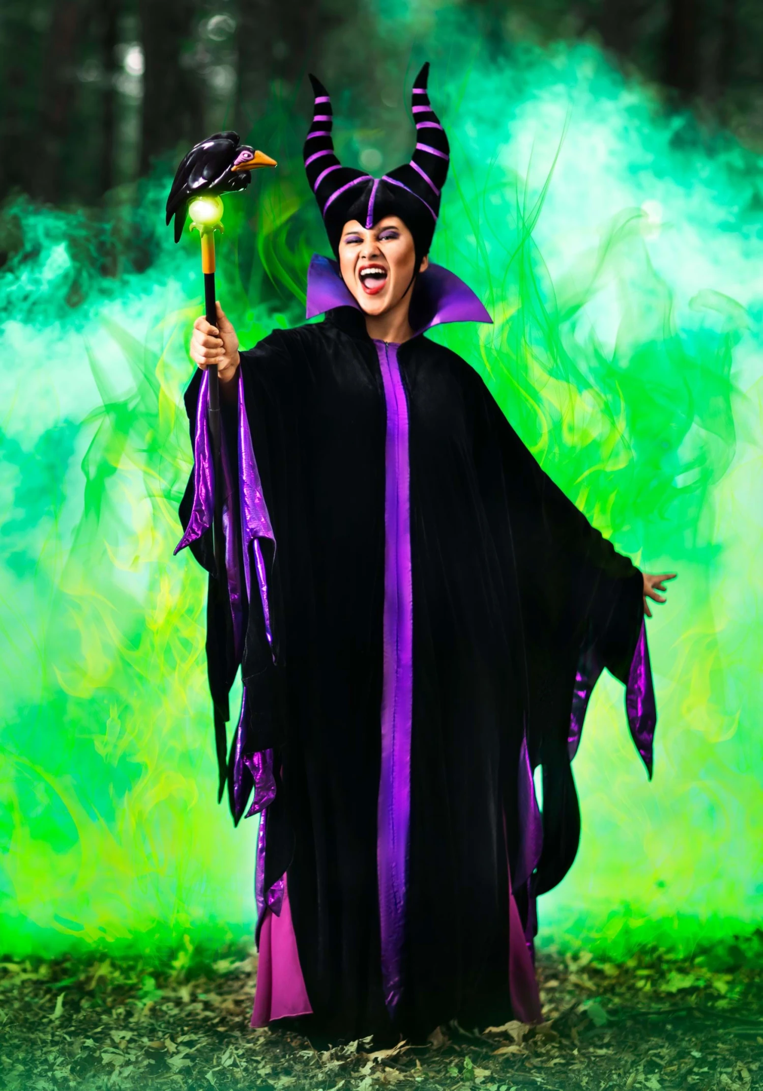 Plus Size Women's Classic Disney Maleficent Costume 4 Plus Size Women's Classic Disney Maleficent Costume - Image 2