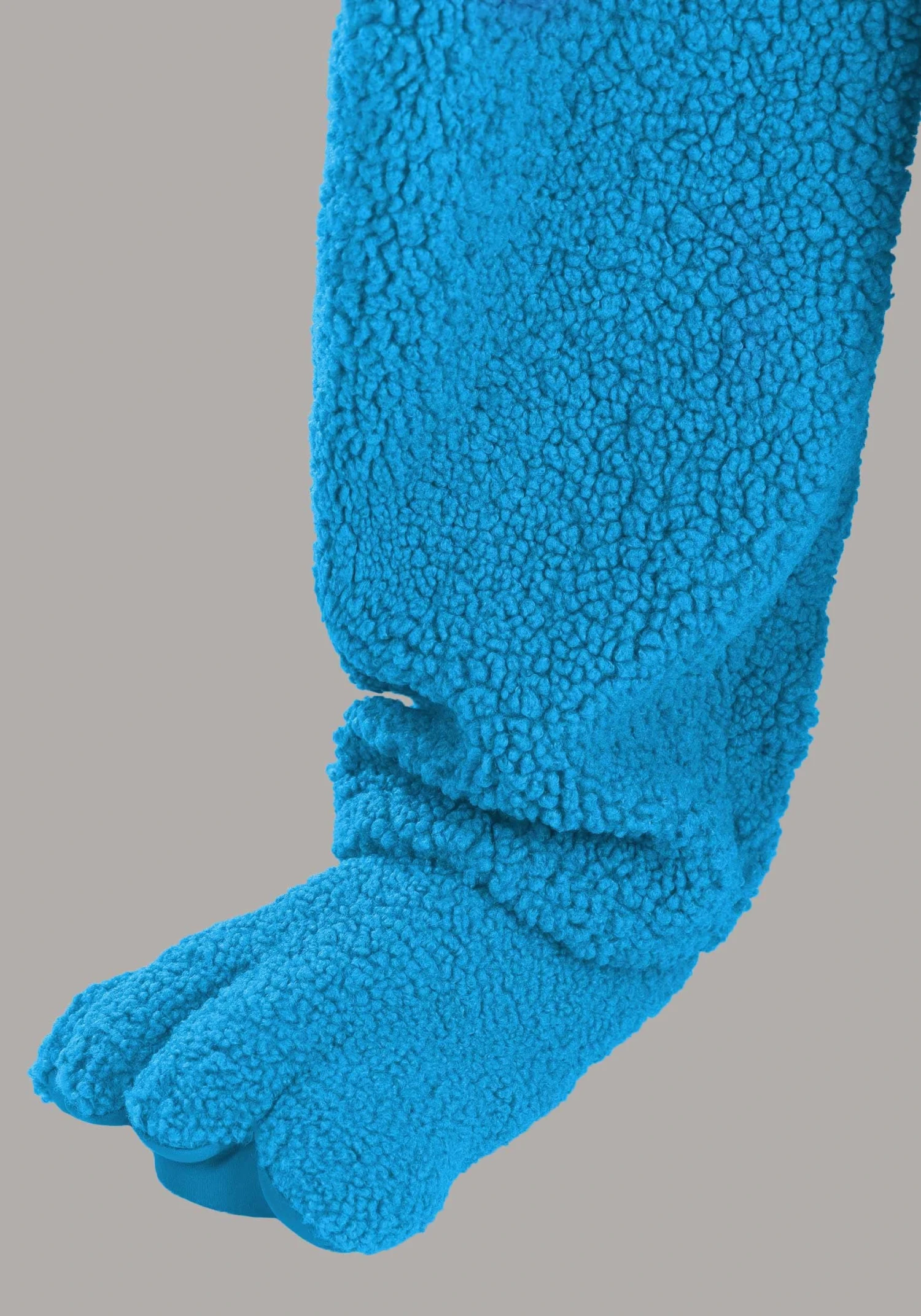 Adult Plus Size Sesame Street Cookie Monster Mascot Costume 5 Adult Plus Size Sesame Street Cookie Monster Mascot Costume - Image 3