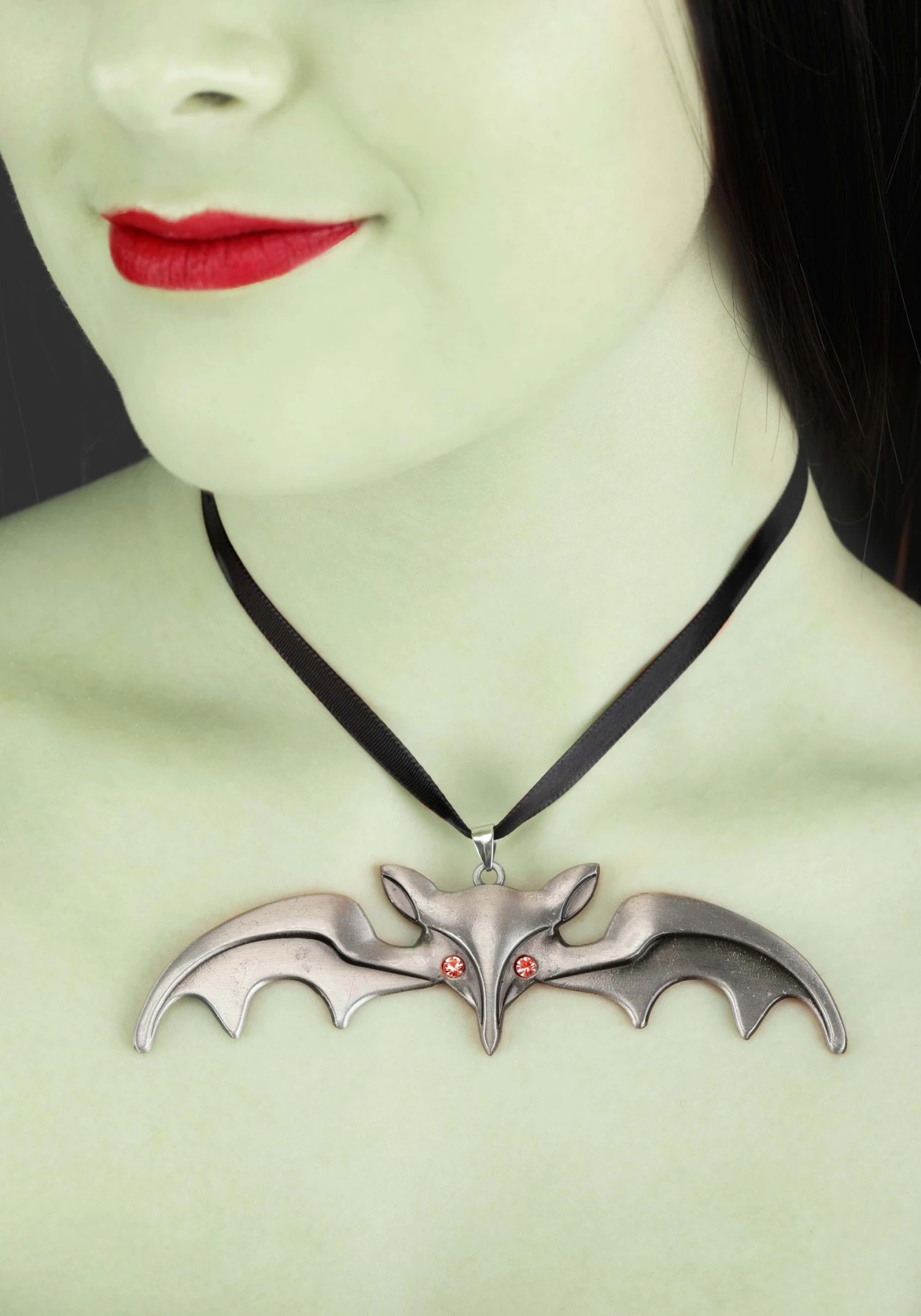 Women's Plus Size Premium Lily Classic Munsters Costume 6 Women's Plus Size Premium Lily Classic Munsters Costume - Image 4