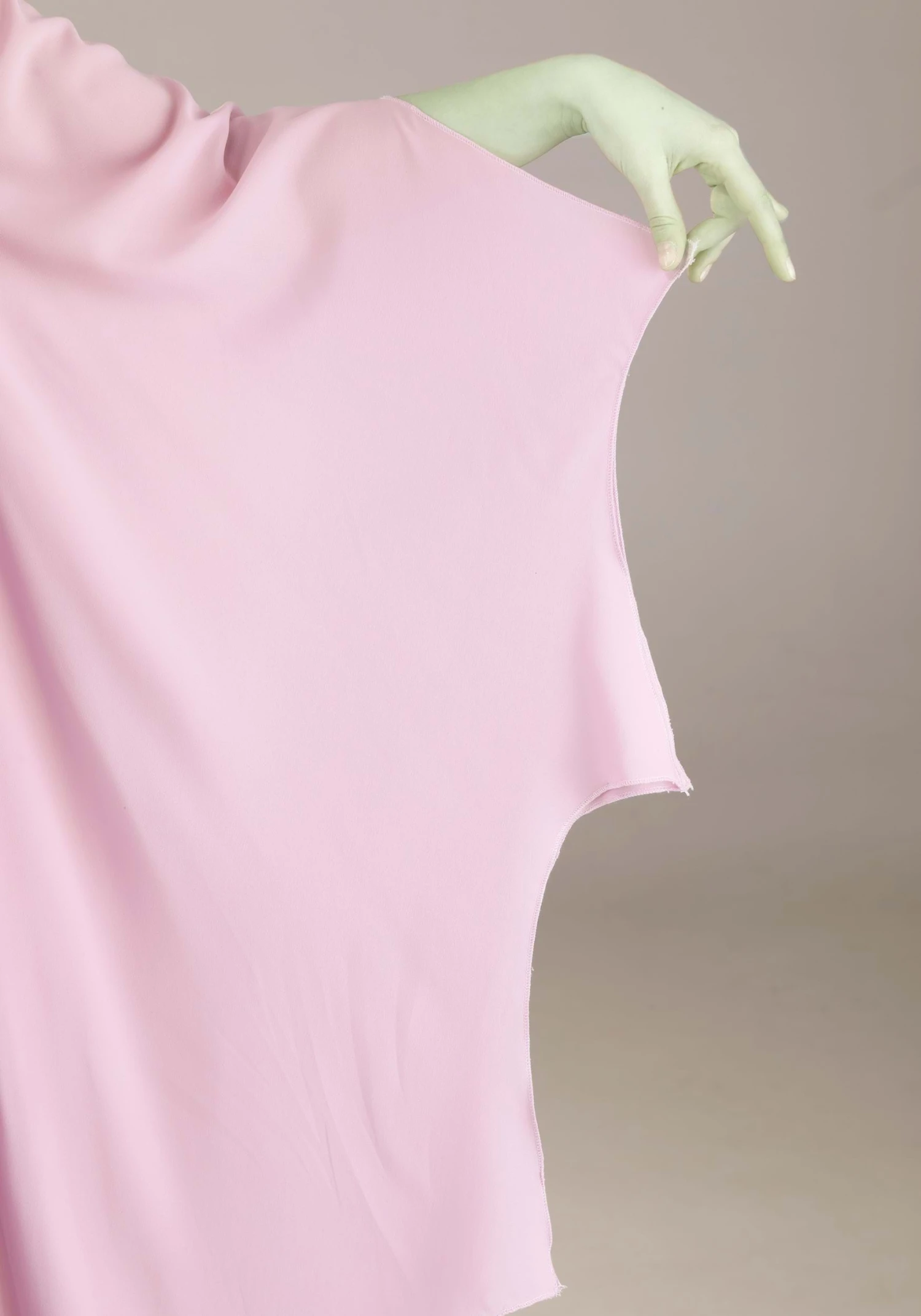 Women's Plus Size Premium Lily Classic Munsters Costume 8 Women's Plus Size Premium Lily Classic Munsters Costume - Image 6