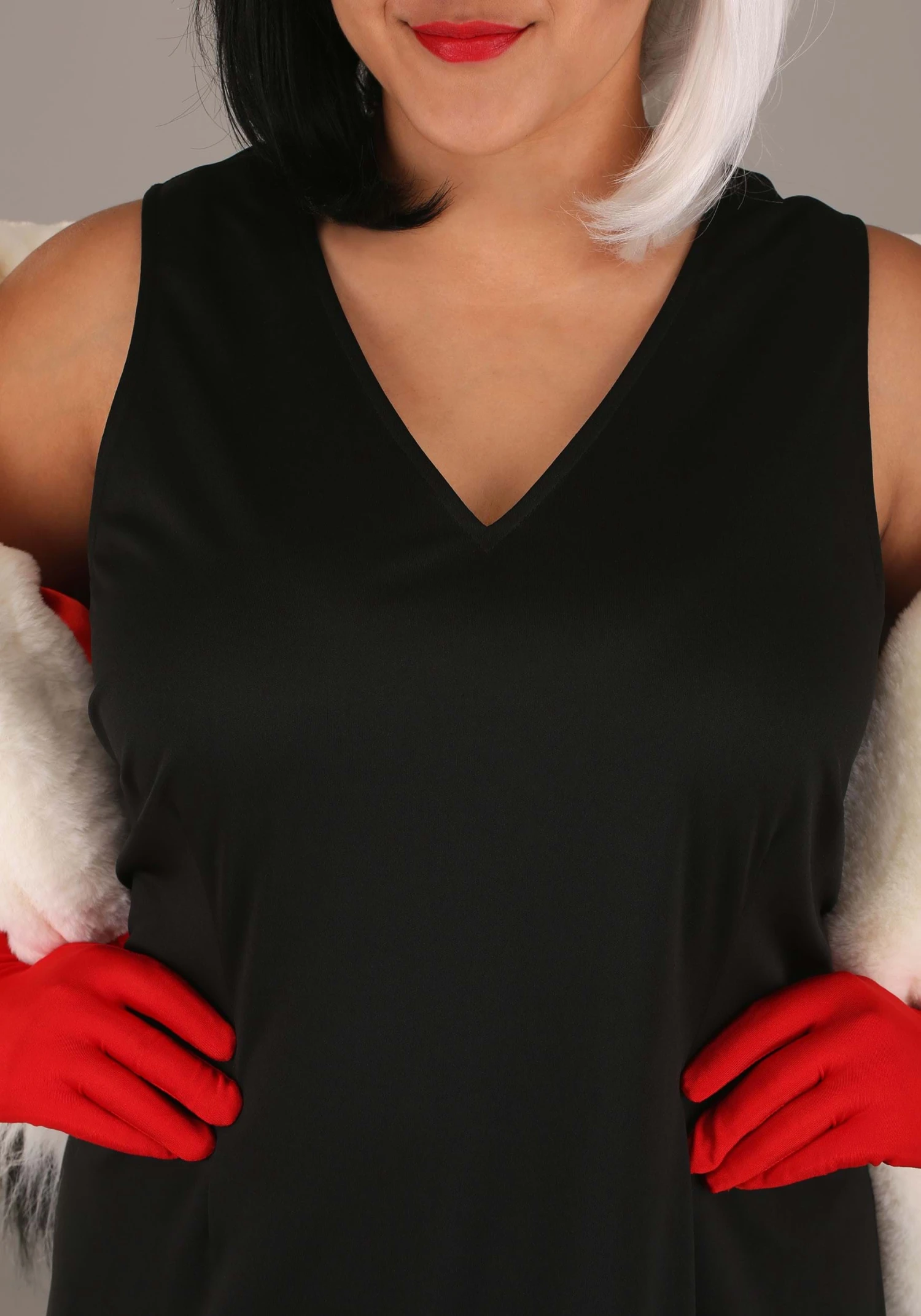 Plus Size Prestige Cruella De Vil Stole Costume For Women 5 Plus Size Prestige Cruella De Vil Stole Costume For Women - Image 3
