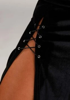 Women's Plus Size Winged Reaper Costume 13 Women's Plus Size Winged Reaper Costume -Halloween Costumes plus size womens winged reaper costume alt 5