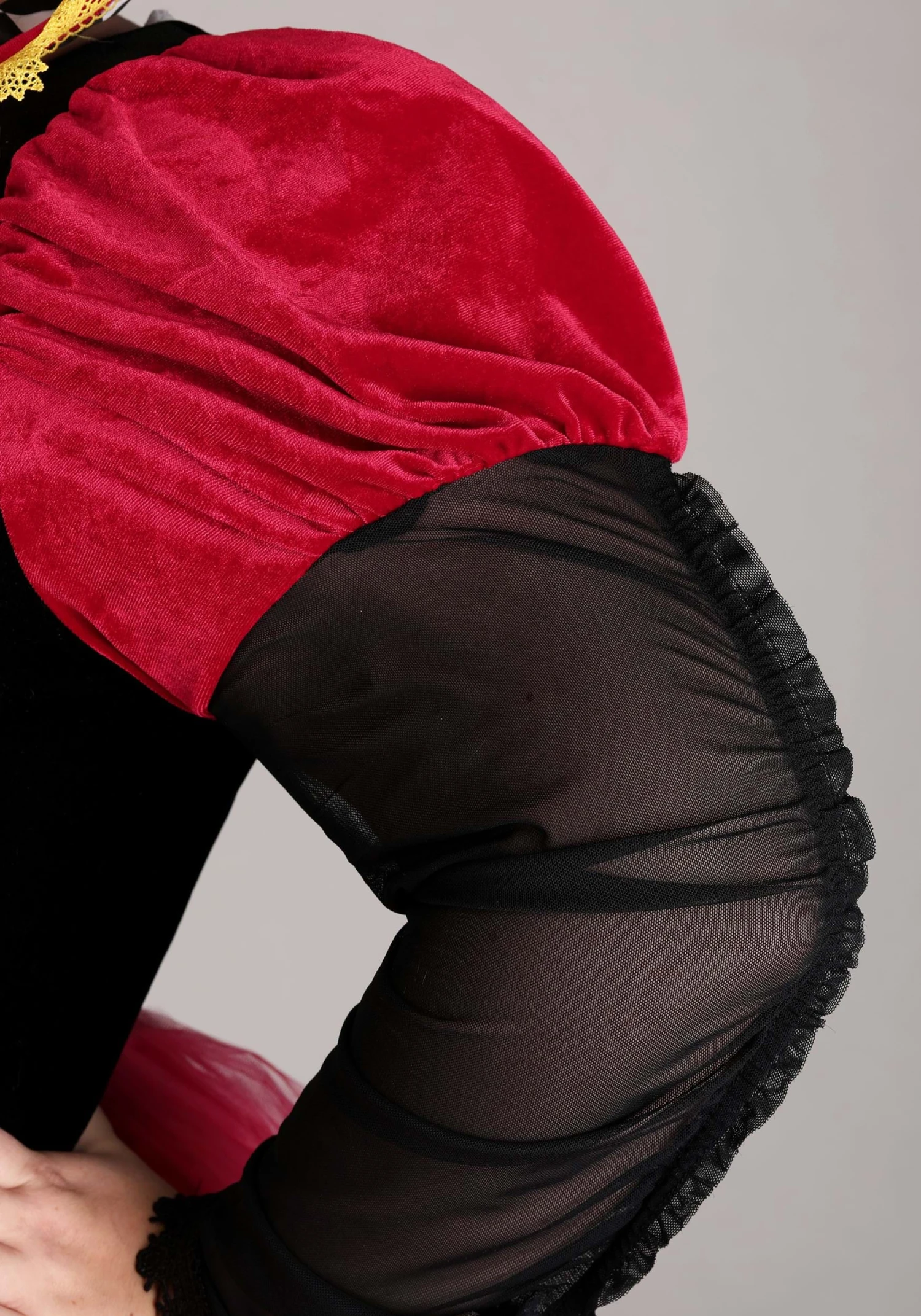 Ravishing Queen Of Hearts Plus Size Costume 6 Ravishing Queen Of Hearts Plus Size Costume - Image 4