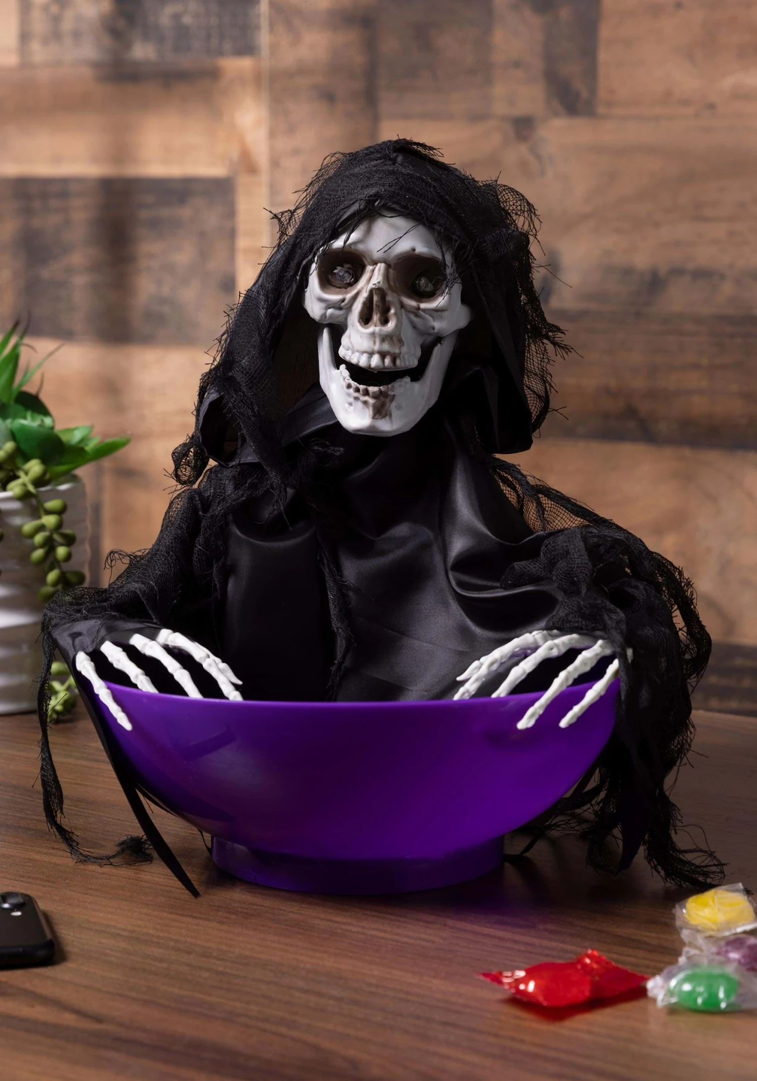 Animated Candy Bowl With Shaking Grim Reaper 6 Animated Candy Bowl With Shaking Grim Reaper - Image 4