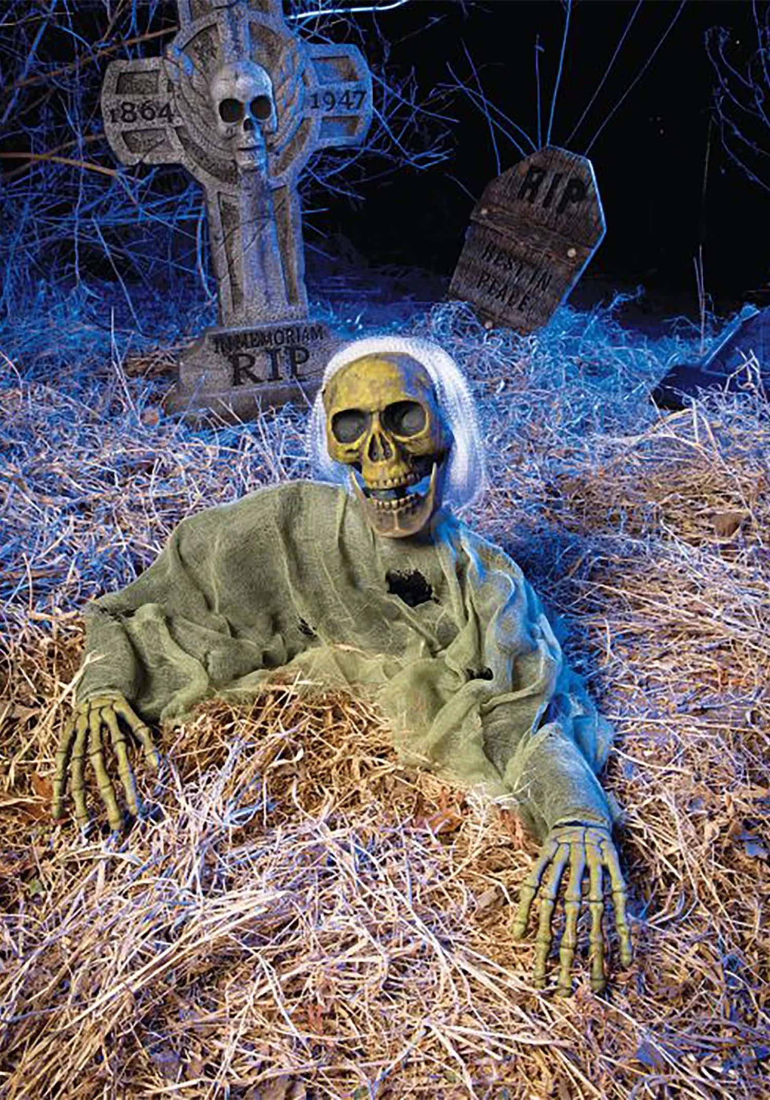 Fun World Moss Skeleton Grave Breaker Halloween Decoration 3 Fun World Moss Skeleton Grave Breaker Halloween Decoration