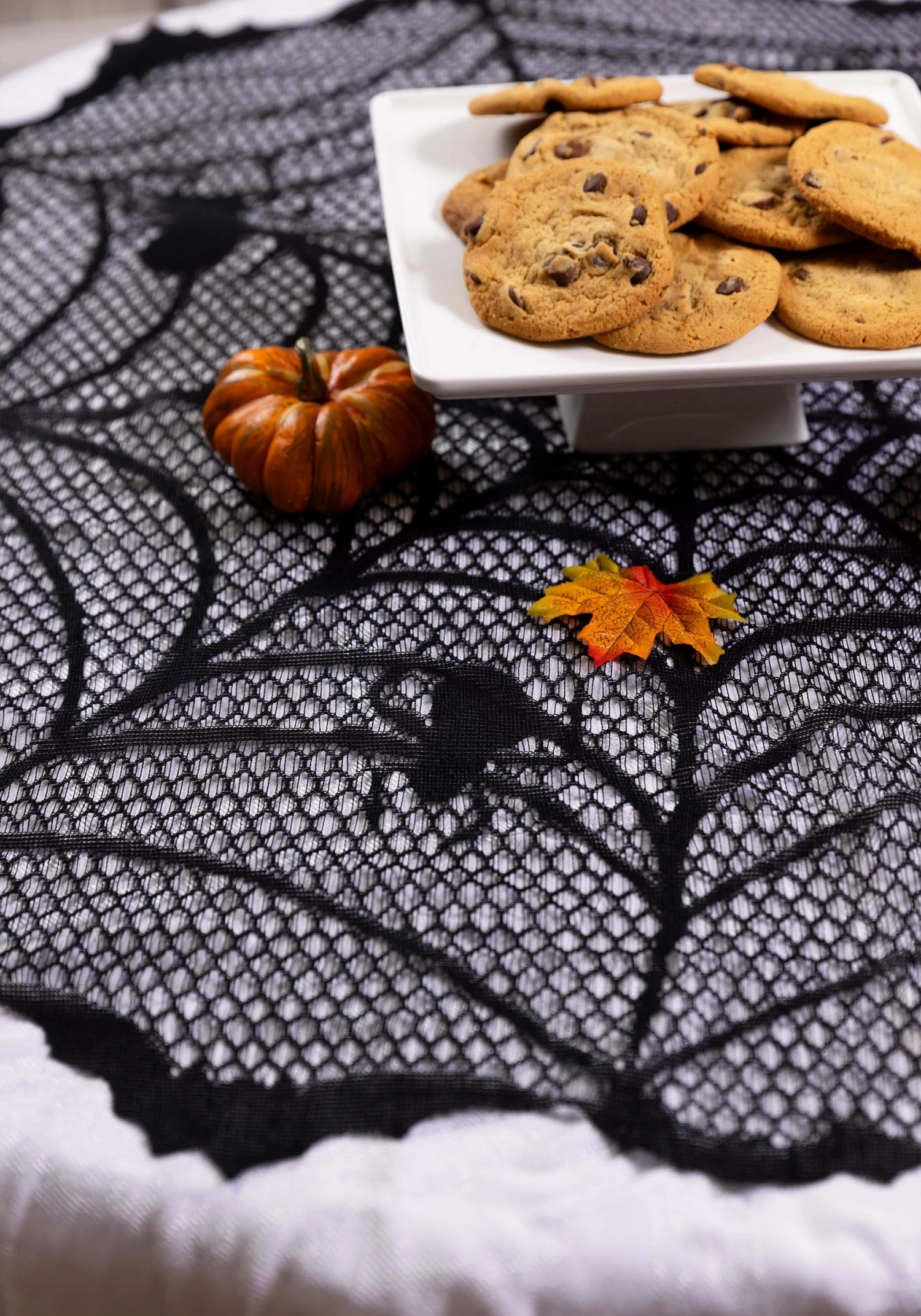 Spider Web Round Halloween Table Cover Decoration 4 Spider Web Round Halloween Table Cover Decoration - Image 2