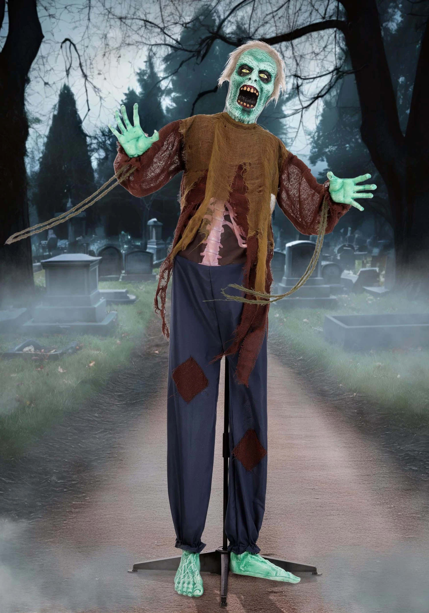 5.5FT Spineless Stanley Animatronic Zombie Decoration - Scream Saver 3 5.5FT Spineless Stanley Animatronic Zombie Decoration - Scream Saver