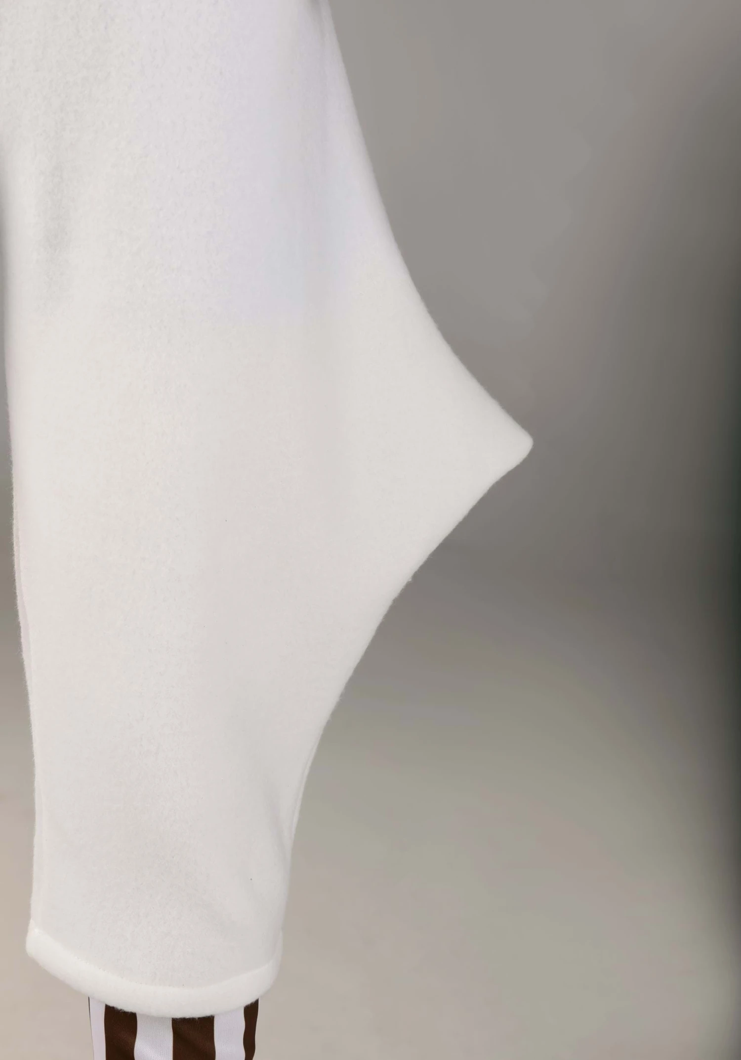 Willy Wonka Oompa Loompa Costume For Kids 8 Willy Wonka Oompa Loompa Costume For Kids - Image 6