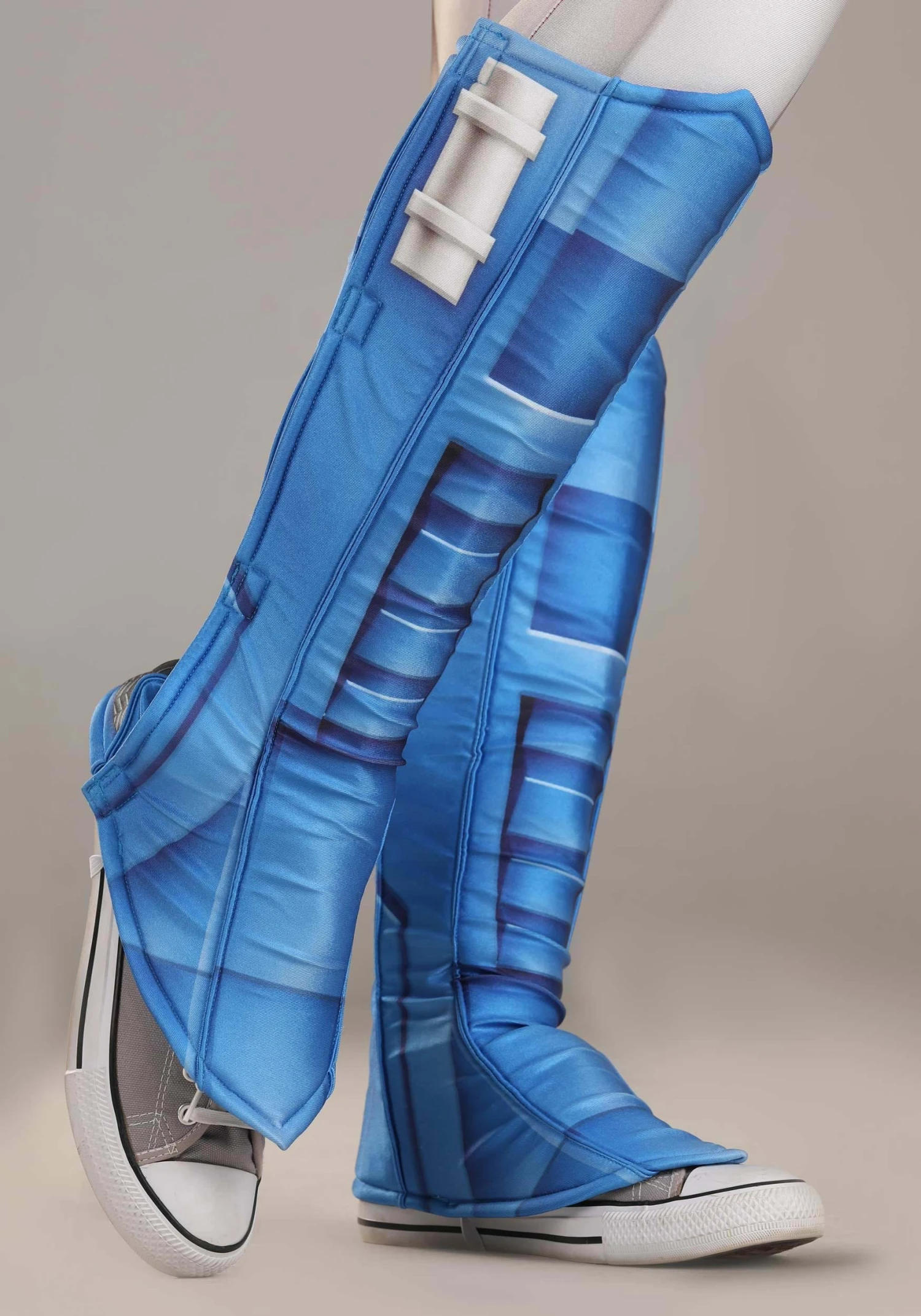 Hasbro Women's Classic Transformers Optimus Prime Costume 9 Hasbro Women's Classic Transformers Optimus Prime Costume - Image 7