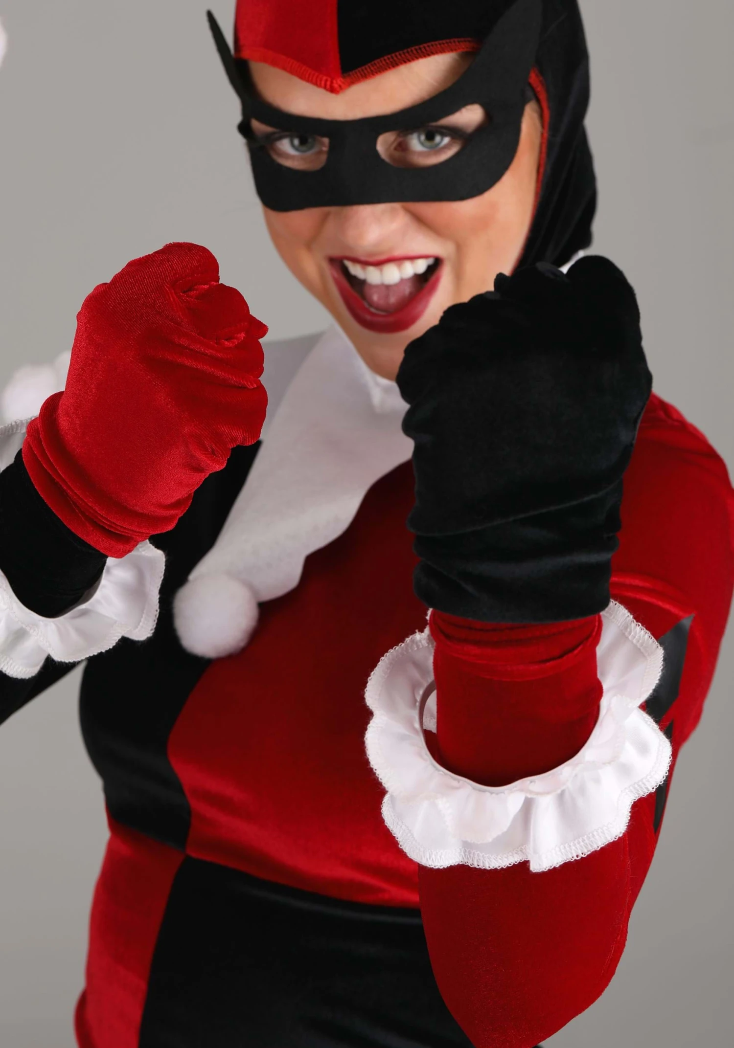 Deluxe Women's Harley Quinn Costume 8 Deluxe Women's Harley Quinn Costume - Image 6