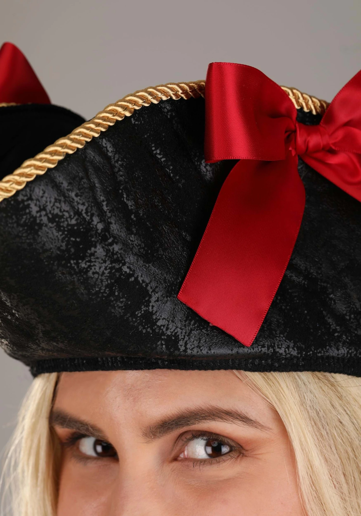 Seven Seas Pirate Costume For Women 4 Seven Seas Pirate Costume For Women - Image 2