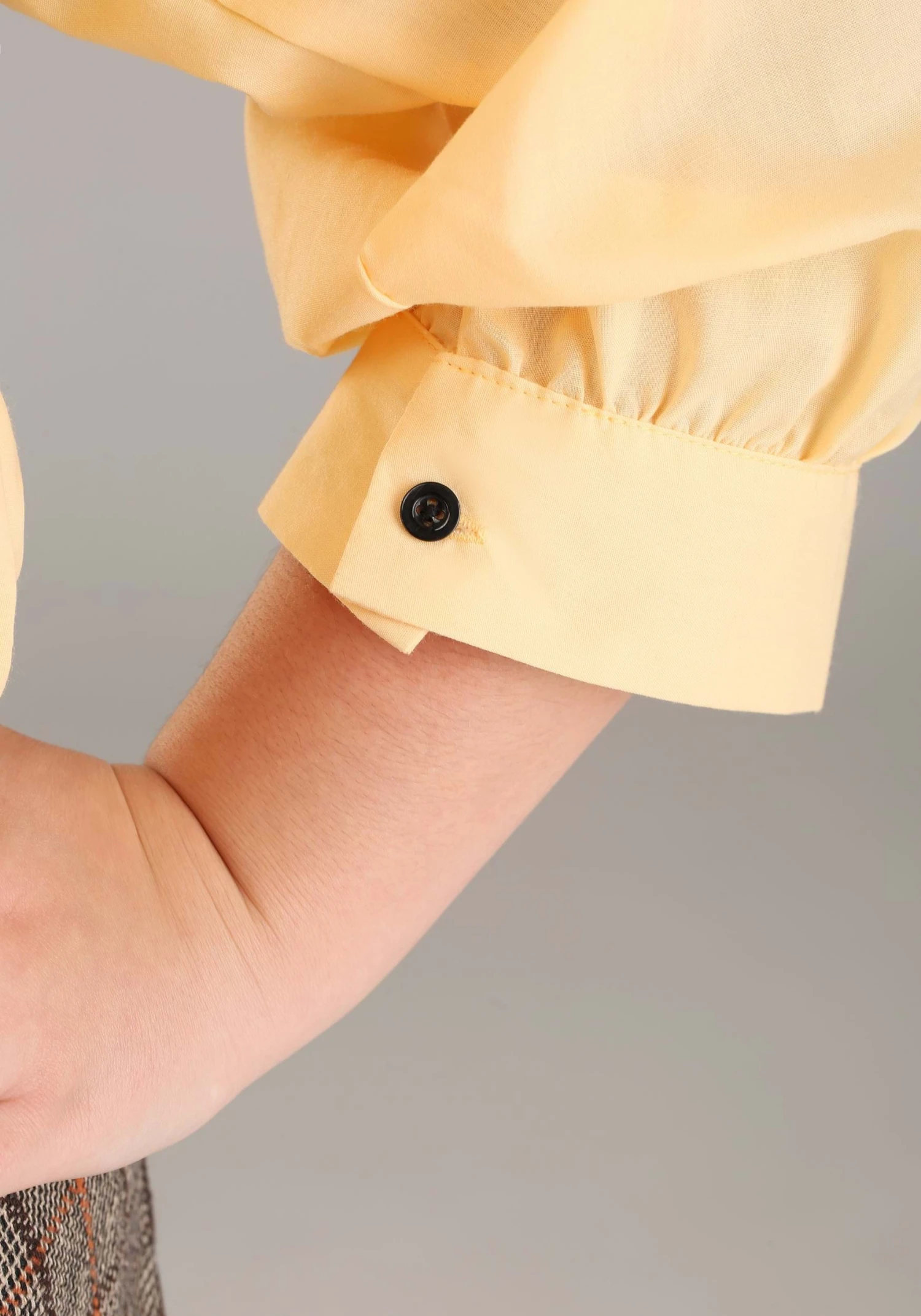 Plus Size Bonnie The Bandit Costume For Women 5 Plus Size Bonnie The Bandit Costume For Women - Image 3