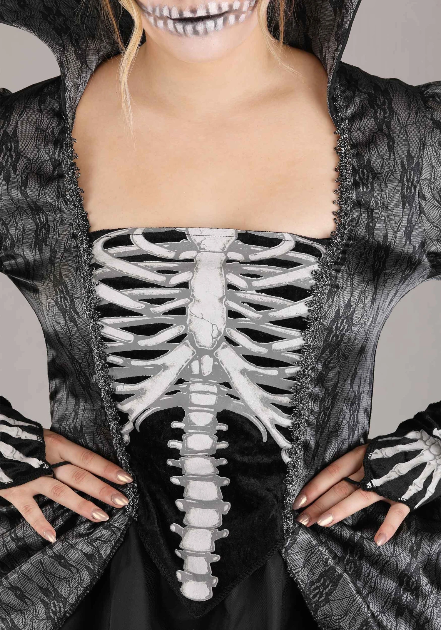 Fun World Women's Skeleton Queen Costume 7 Fun World Women's Skeleton Queen Costume - Image 5