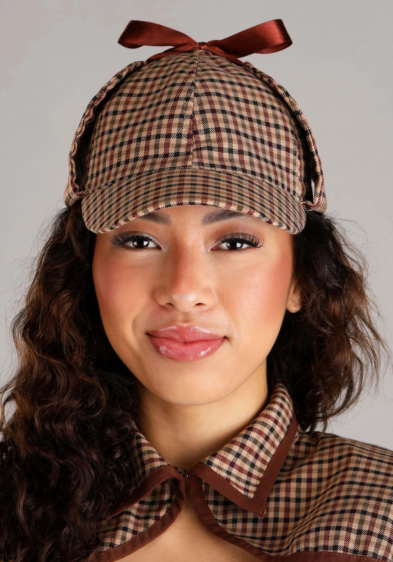 Sultry Sherlock Holmes Costume For Women 5 Sultry Sherlock Holmes Costume For Women - Image 3