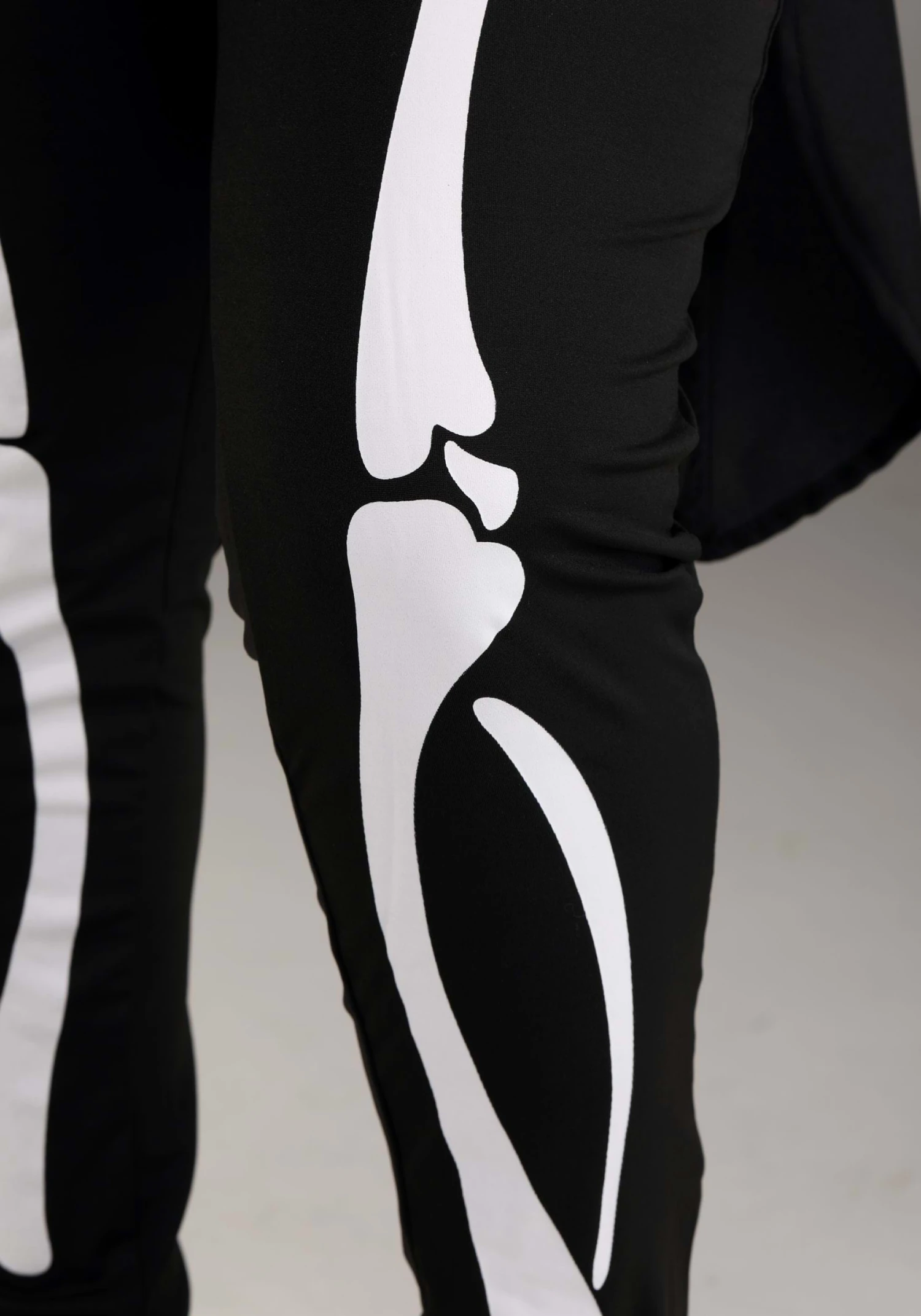 Voodoo Skeleton Women's Costume 13 Voodoo Skeleton Women's Costume - Image 11